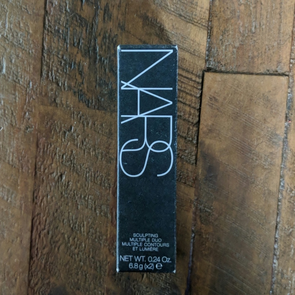 NARS sculpting multiple duo. 5262 playa